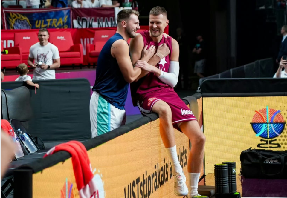 最终拉脱维, 东契奇之外, 他还是展现