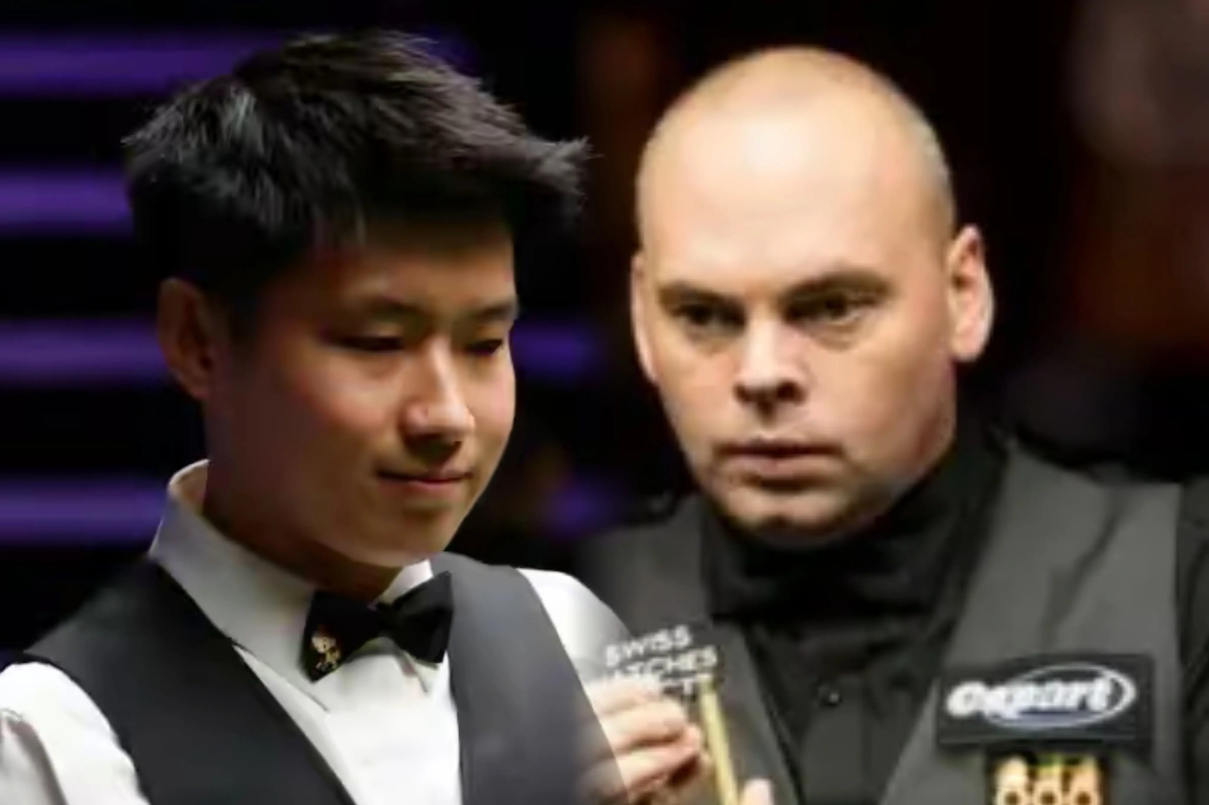 将于女子世, 场外战